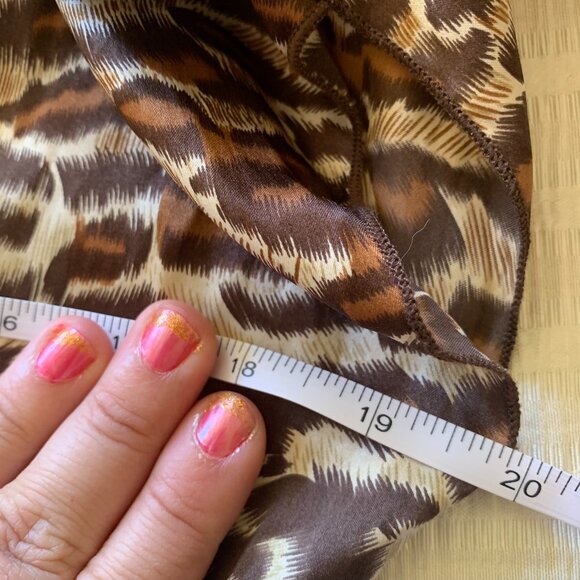 VTG Y2K Silk Satin Top Babydoll Tunic Blouse Sz M Cheetah Leopard Animal Print - Picture 6 of 7